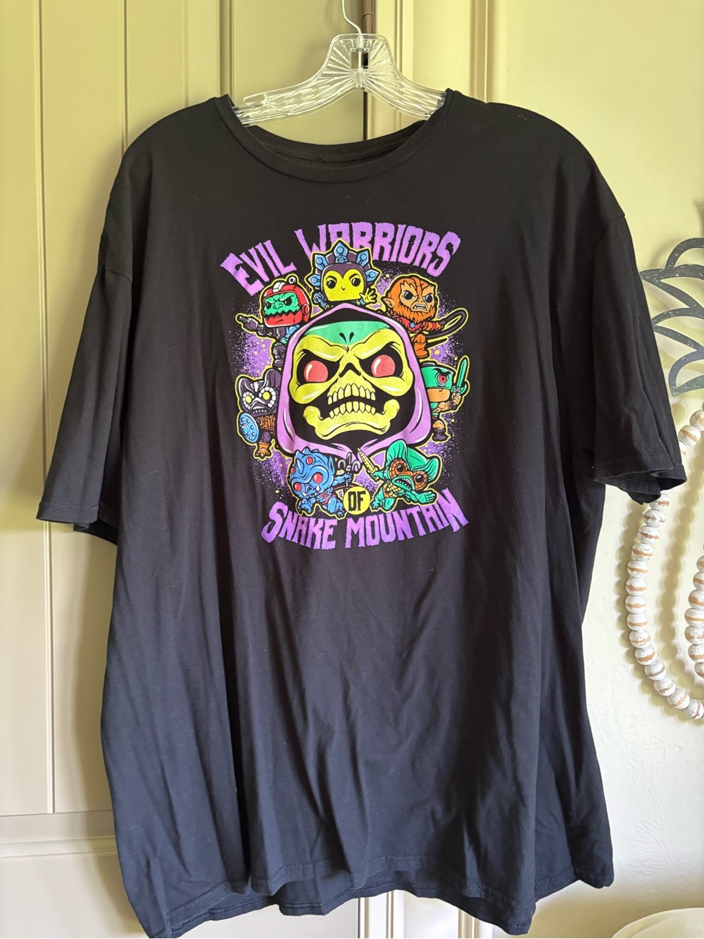Snake Mountain masters of the universe Graphic Tee - clothes - Picture 1 of 7